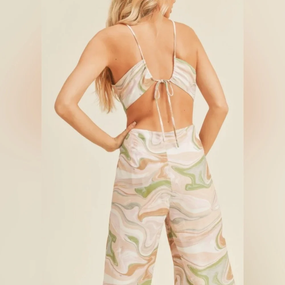 LUSH Danielle Retro Print Cut-Out, Open Back Jumpsuit NWOT - Picture 3 of 7